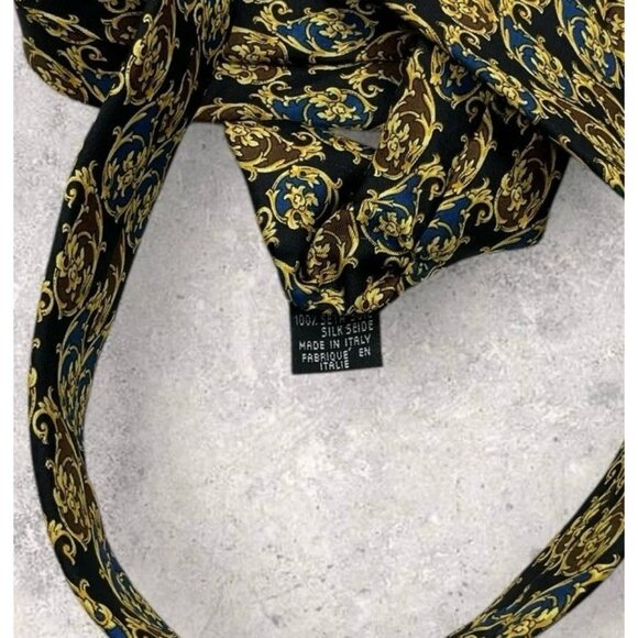 FENDI Silk Tie ITALY Black Gold Baroque W:4" EUC - Picture 3 of 5